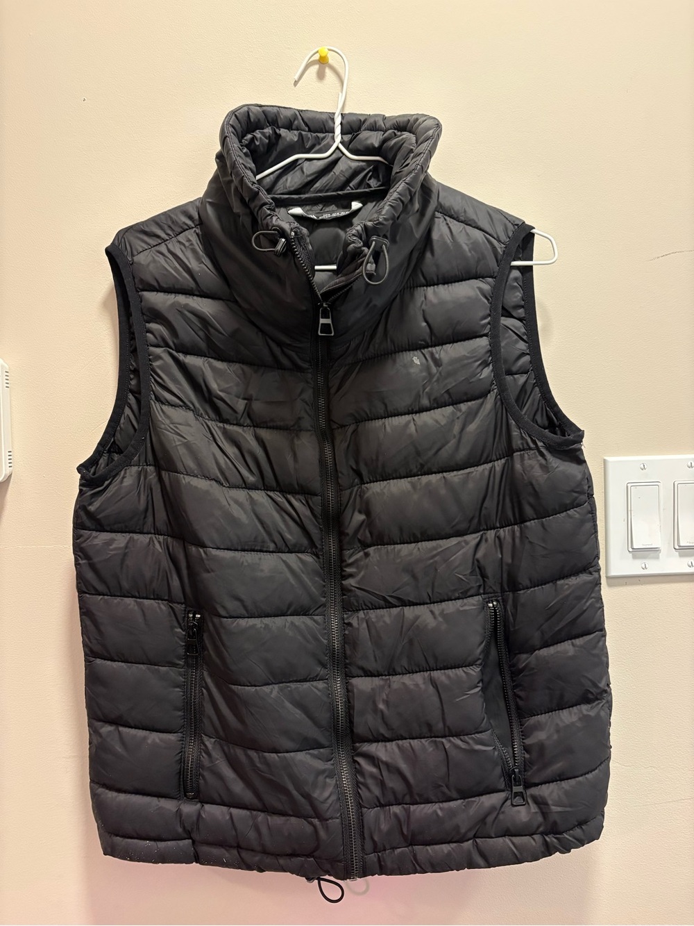 Zara Black Quilted Puffer Vest